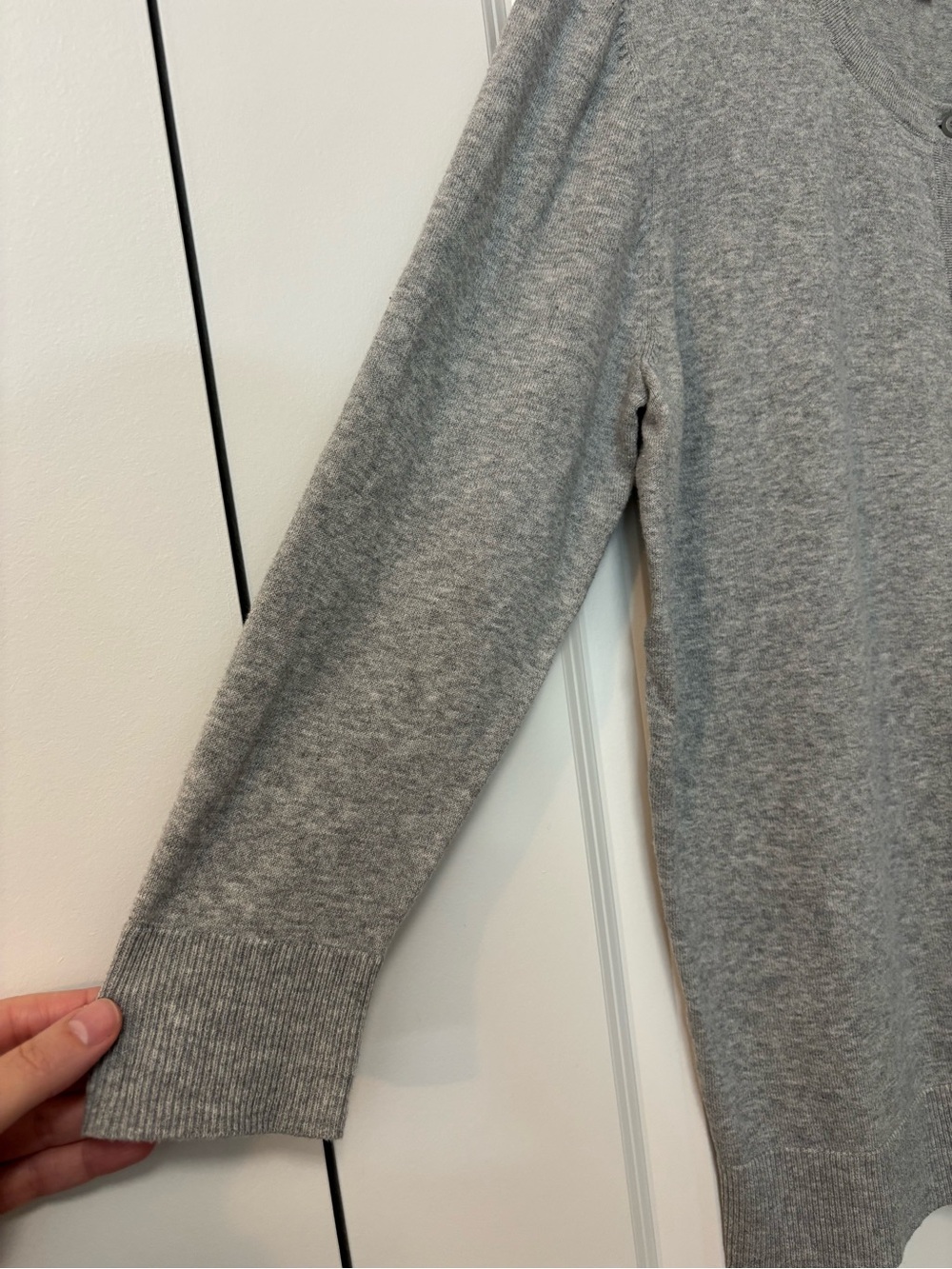 Merona Gray 3/4 Sleeve Button Front Cardigan Sweater, Size L - Picture 4 of 7